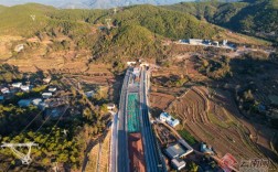 楚雄市东南绕城高速公路12月31日24时通车