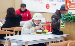 老有所依｜12年送餐里程绕地球7圈！老年食堂的坚守与挑战