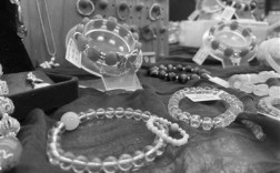 水晶手串成年轻消费者新宠 戴的是美观更是愿望