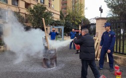 昆明黑林铺街道“院坝课堂”开讲 筑牢消防安全“防火墙”